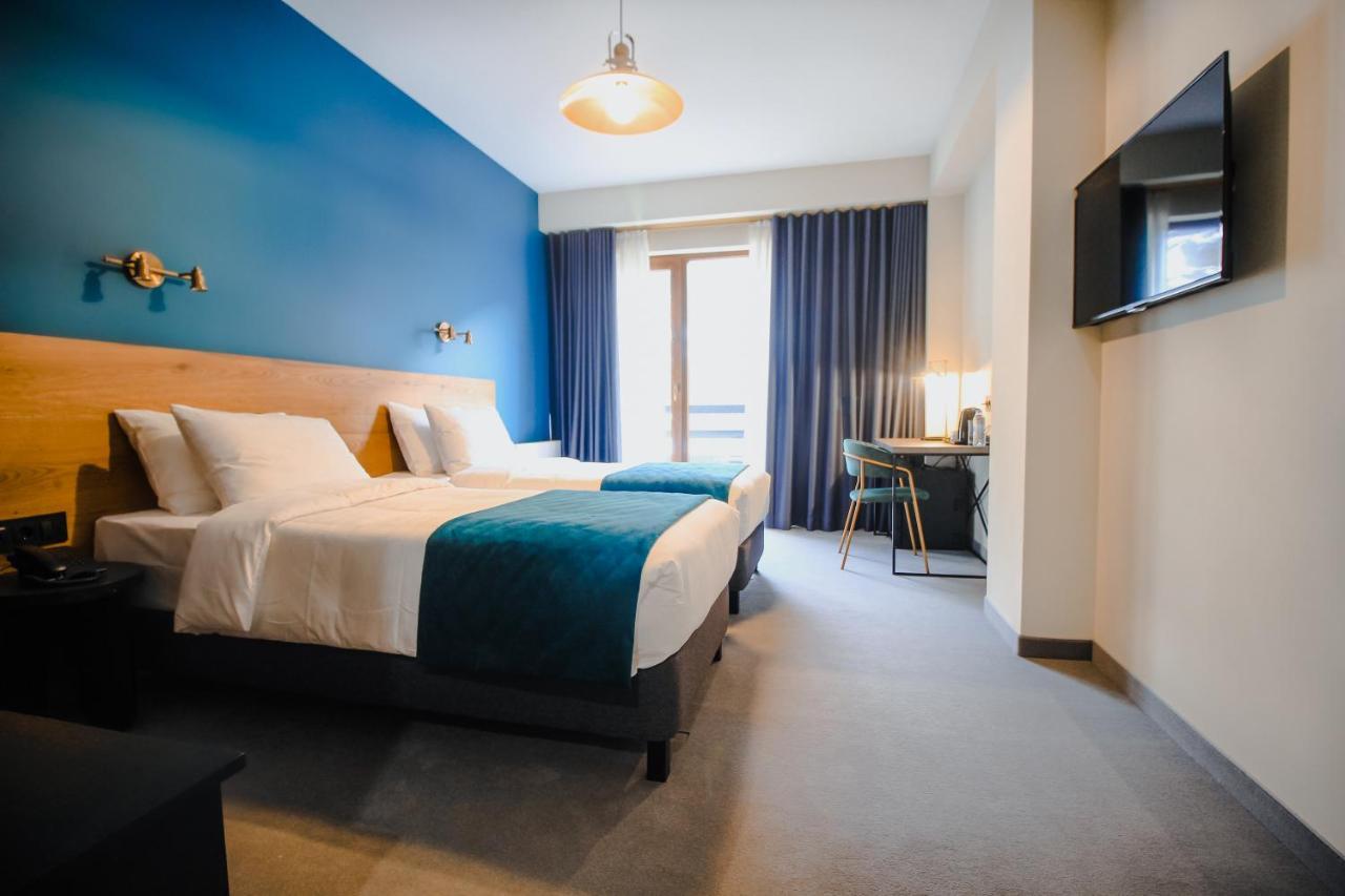 Hotel Suatis 4*